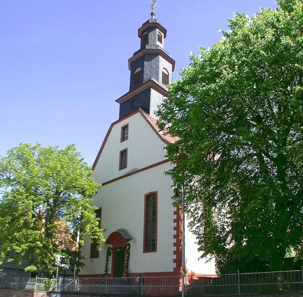 Außenansicht Kirche Hainchen