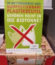 Kompostierbare Plastiktüten gehören nicht in die Biotonne