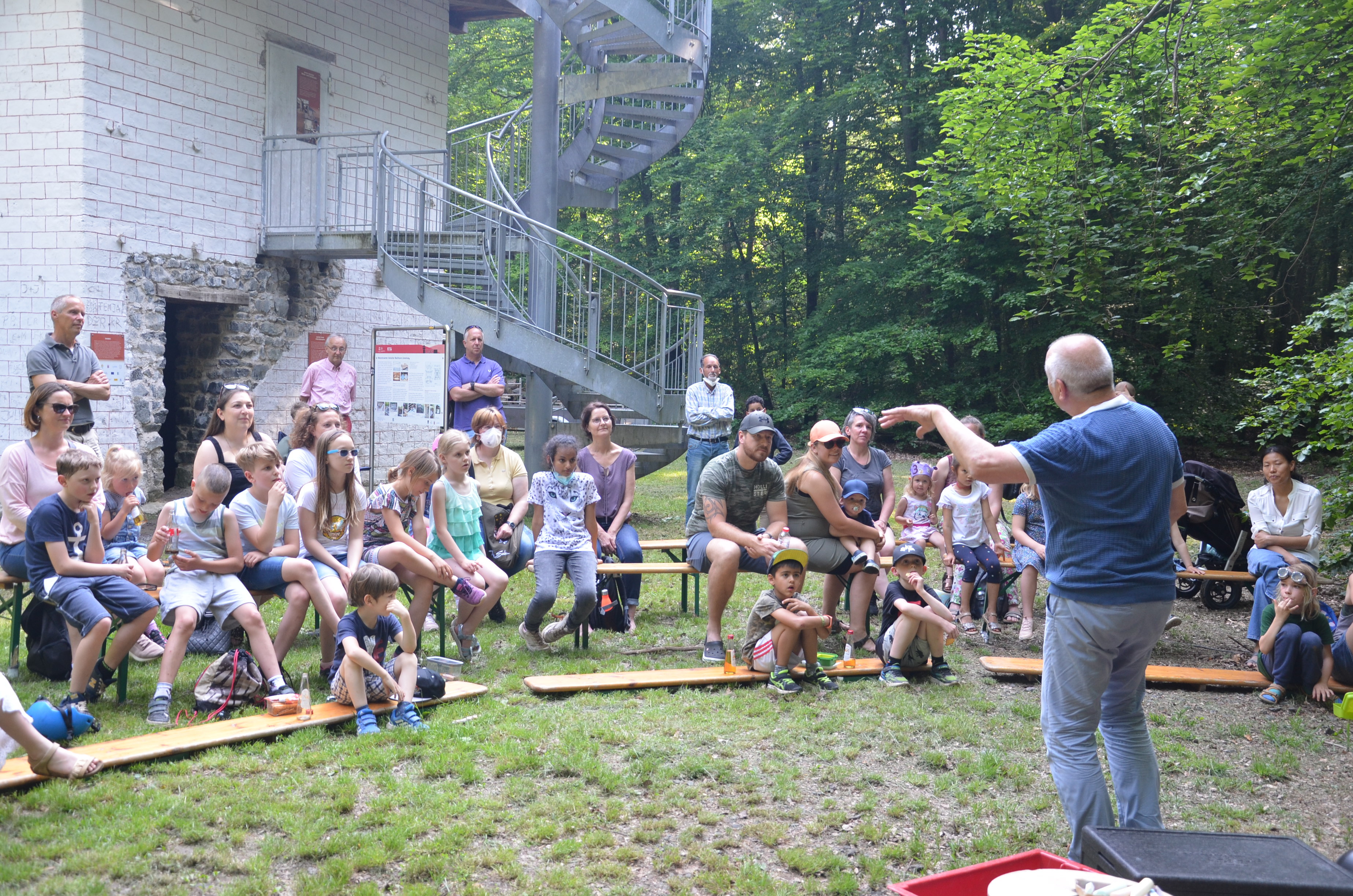 Theateraufführung am Limeswachtturm
