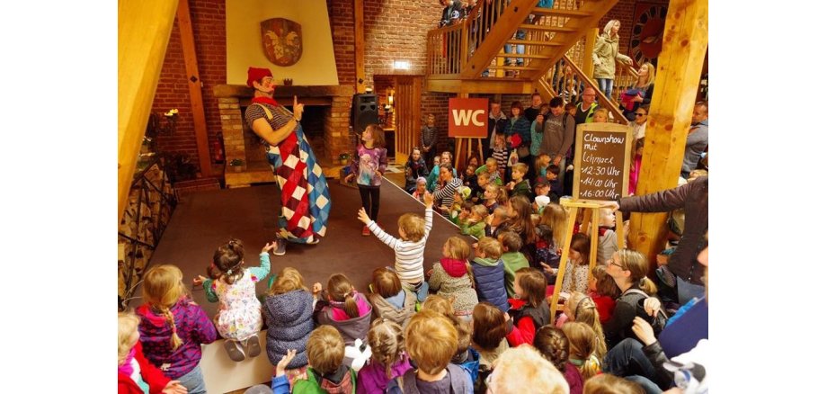 Aufführung der Clownshow Ichmael
